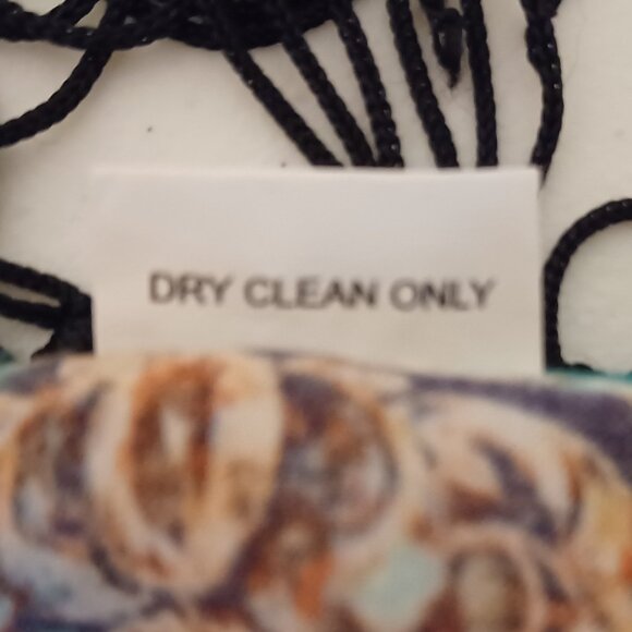 Women's Adoire Over the Head Colorful Shawl Size Medium - Picture 11 of 11